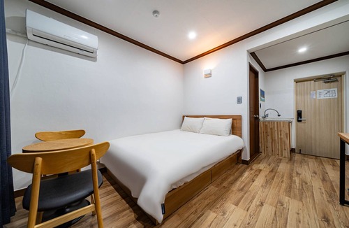 Sokcho Hotel | Yangyang Eight