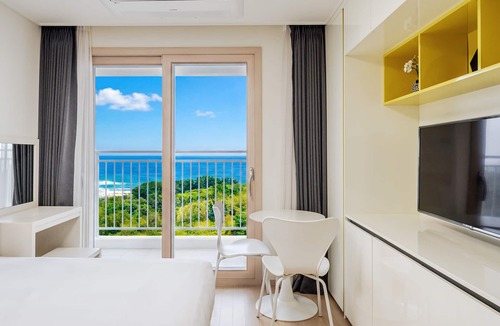 Yangyang Hotel | Yangyang Oceanstay 24K