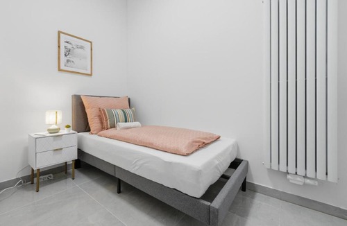 Schafhof Apartment | Yello Homes - Souterrain - Whirlpool - LuxuryStyle