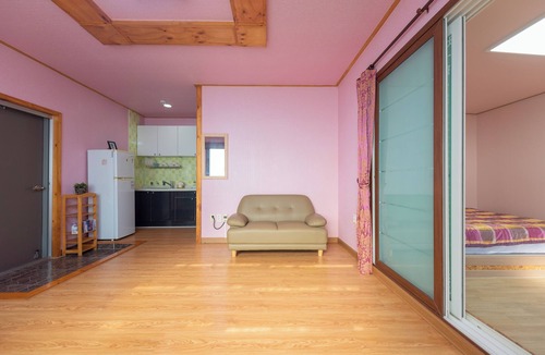 Yeongdeok House | Yeomyeong Pension