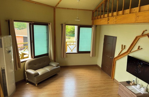Yeongdeok House | Yeomyeong Pension