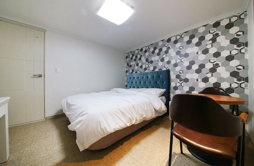 Jeongok Hotel | Yeoncheon Hantangang