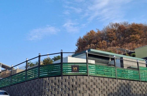 Yeoncheon House | Yeoncheon Pension Nolmung dogs allowed