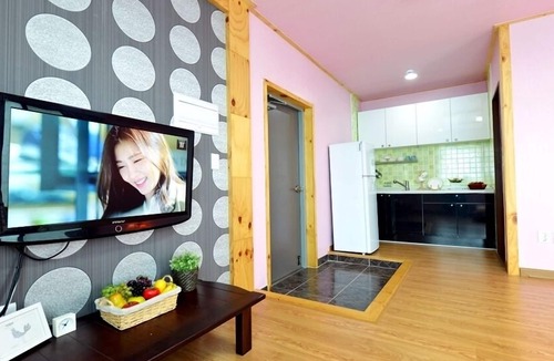 Yeongdeok Condo | Yeongdeok Yeomyung Pension