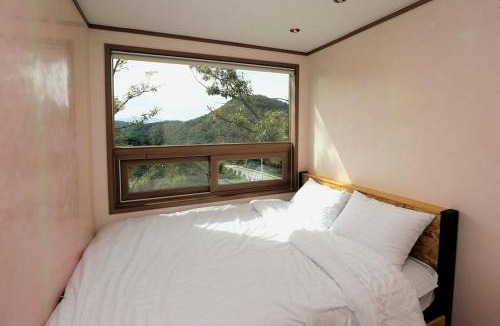 Yeongwol House | Yeongwol cubezone