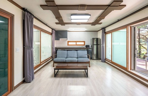 Gimsatgat House | Yeongwol Waseok U&I Private Pension