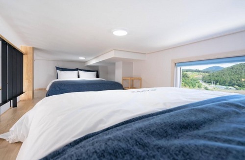 Kamdo House | Yeosu Beach Castle Pension