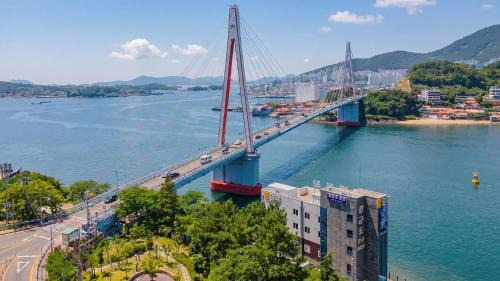 Yeosu House | Yeosu Janggun Island Pension