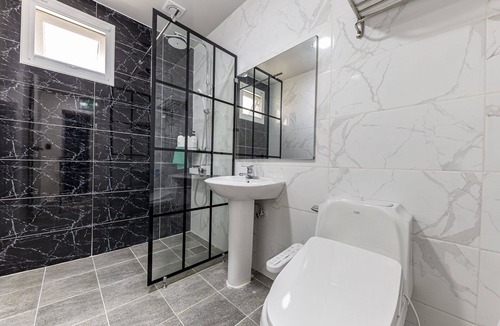 Dolsan-eup Hotel | Yeosu Jin Arirang Hostel