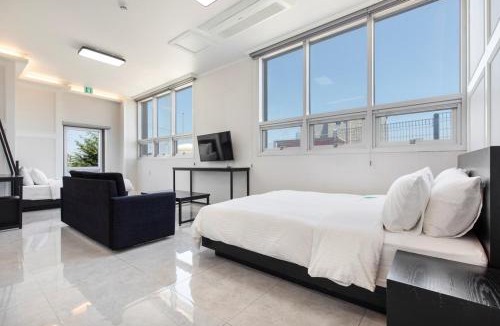 Udu-ri House | Yeosu Little Forest Pension