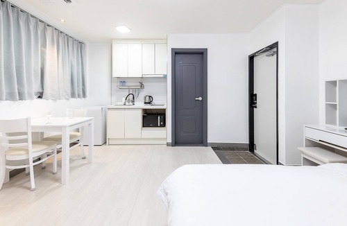 Yeosu House | Yeosu Onueli Pension
