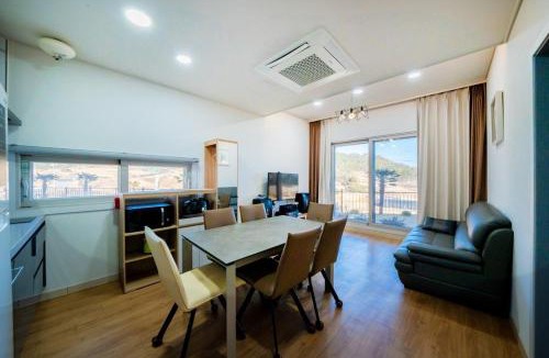 Yeosu House | Yeosu Secretgarden Pension