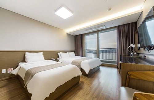 Dolsan-eup Hotel | Yeosu-si noblehotel