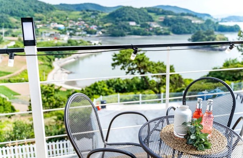 Yeosu House | Yeosu Sky Pension