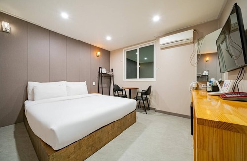 Millak-tong Hotel | ymotel