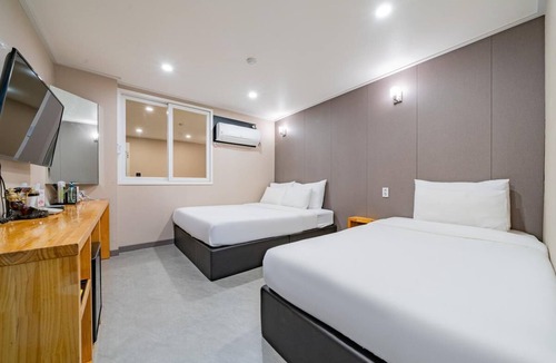 Millak-tong Hotel | ymotel