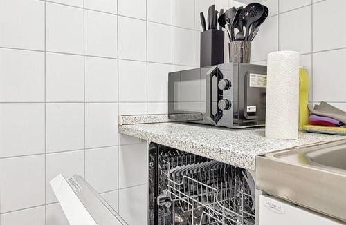 Neue Vorstadt Apartment | Zentrales Stgt Apt – 3SZ, 12 Pers.