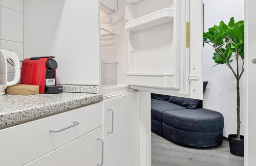 Neue Vorstadt Apartment | Zentrales Stgt Apt – 3SZ, 12 Pers.