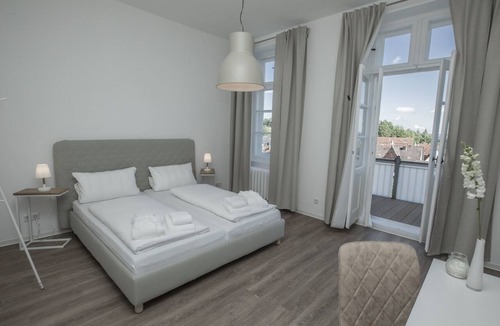 Holm House | Zimmer FREI Boardinghouse