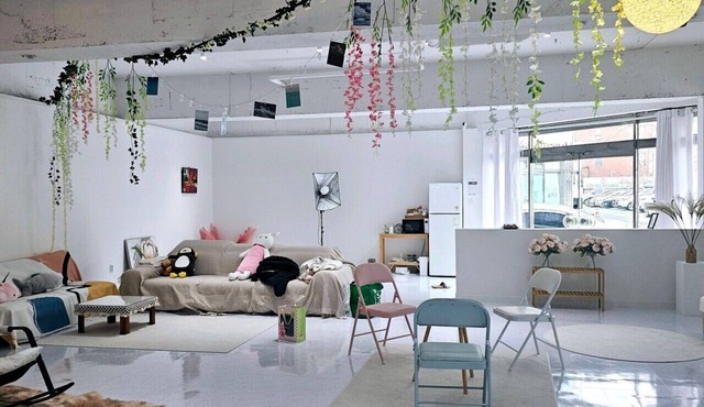 포항 깔끔한 넓은 숙소입니다. It's a neat and spacious accommodation in Pohang.