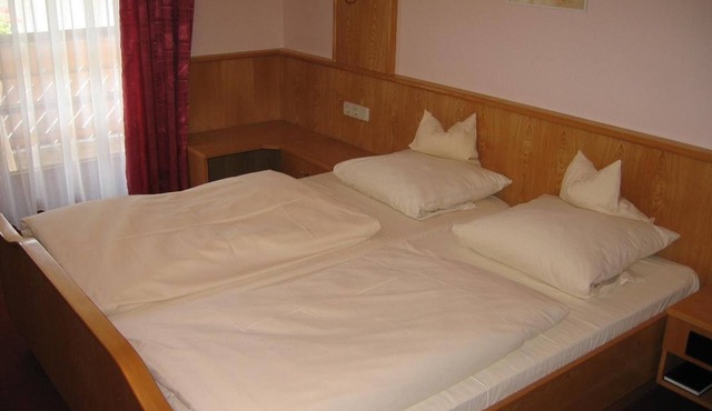 1-room apartment (27 sqm) with balcony and kitchenette