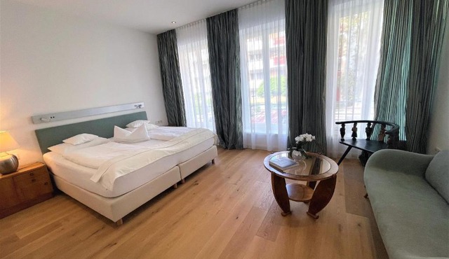 120qm Deluxe Apartment Suites Christina im Stil Design Hotel Vosteen Nähe der Kaiserburg
