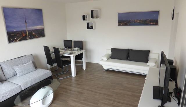 2 rooms, up to 5 persons, luxuriously furnished, tulip "