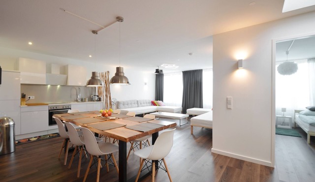 3 Bathroom - Rhapsody In Roof - Penthouse