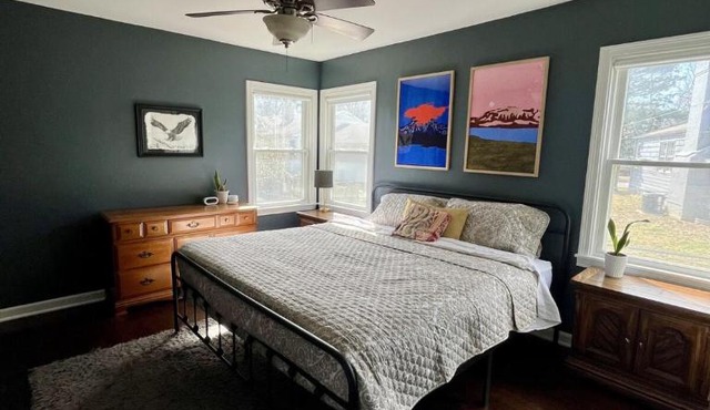 3-bedroom home in Waldo and 15 minutes to Arrowhead stadium
