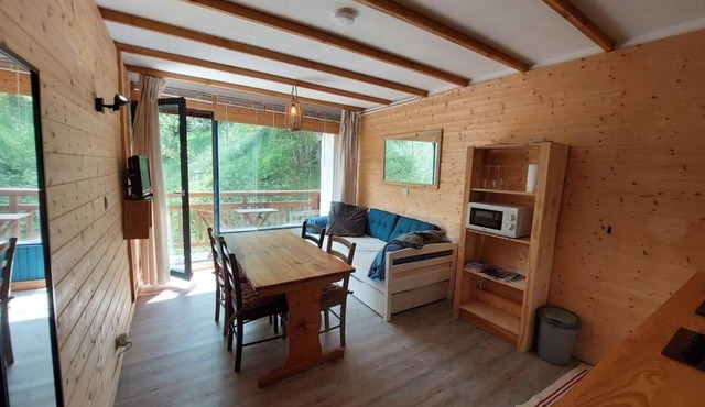 300m from shops, 6th floor, balcony, tv, ski locker, 25m², Les 2 Alpes