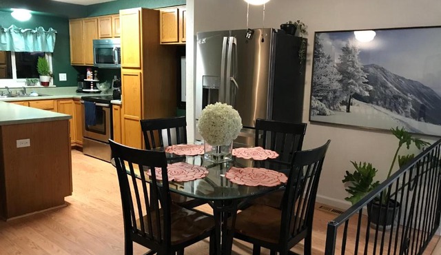 4 Bedroom Vacation House With Pikes Peak view Pet-friendly