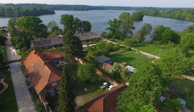 4 star living "Zum alten Forsthof", listed building at the castle park, app. 3