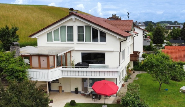 4-Star private and high-quality holiday home - enjoy your Alp views.