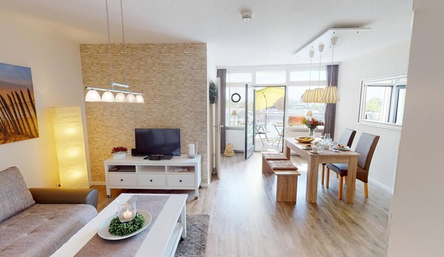 52 m² vacation apartment for up to 4 people with sea view, balcony, pool and sauna