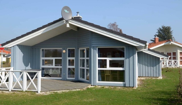 6 person holiday home in GROEMITZ