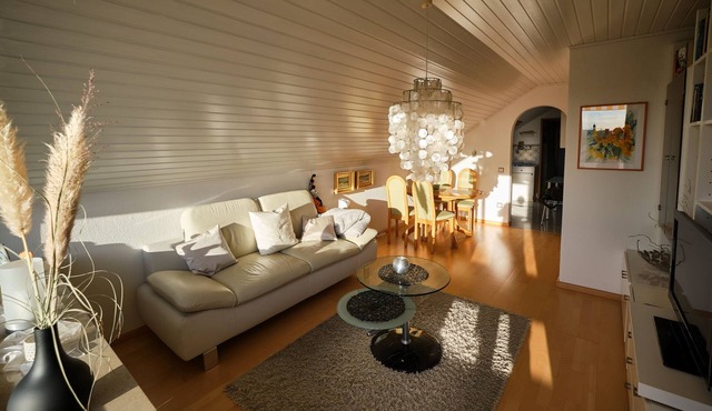 65qm-große Ferienwohnung mit Ost- und Westbalkon