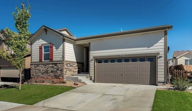 A nice cozy modern, stylish and spacious house in Denver