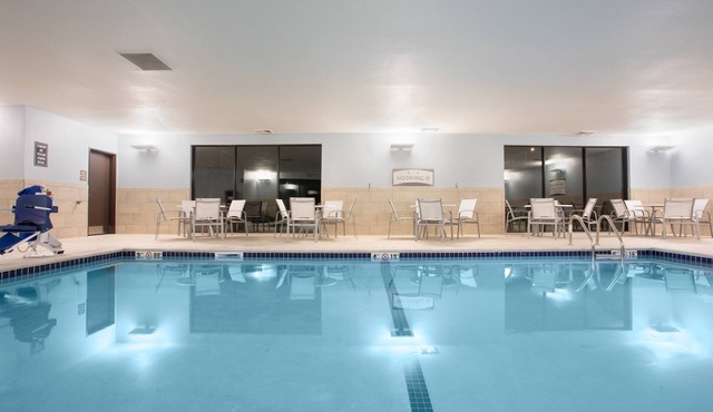 Air-Conditioned Suite | Free Daily Breakfast!