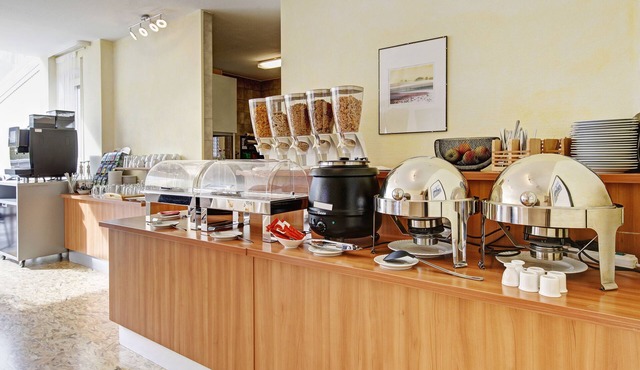 Airport Hotel Stetten