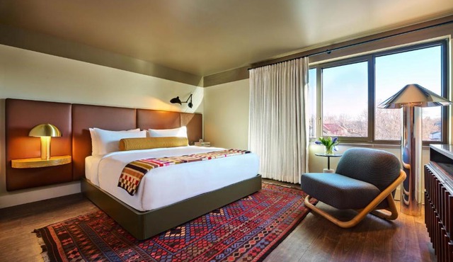 All Inn Hotel