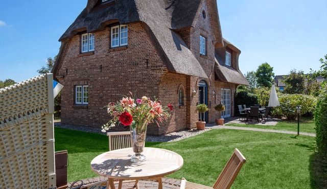 An authentic jewel under thatch in Morsum