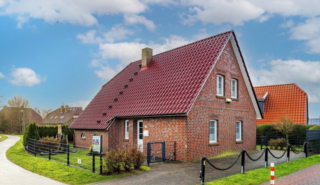 Ankerkralle: Traumhaftes Ferienhaus mit Hund und Garten in Zentraler Lage