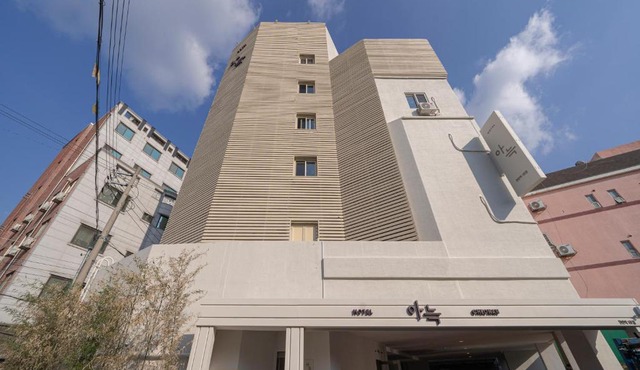 Anook Hotel Cheonan Station 1st