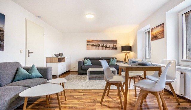 Apartment '2 Heimathafen' with Lake View, Private Terrace and Wi-Fi