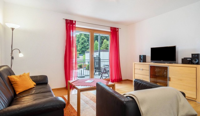 Apartment '2 Obergeschoss' with Balcony and Wi-Fi