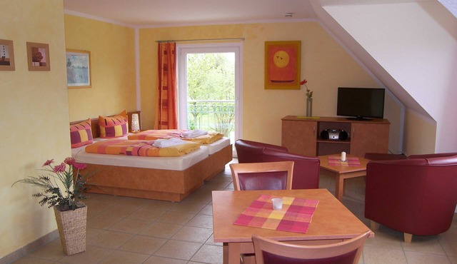 Apartment 7 - Mobilcamp Heringsdorf GmbH Haus Triftende