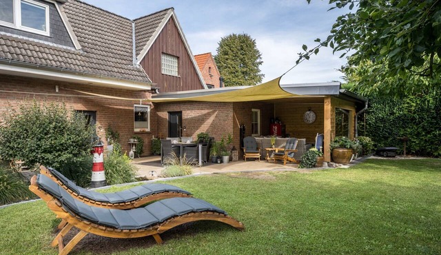 Apartment 'Ankerplatz Maria' with Shared Terrace, Shared Garden and Wi-Fi