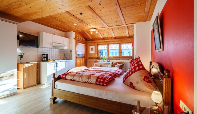 Apartment 'Bauernstüble' with Shared Terrace, Shared Garden and Wi-Fi