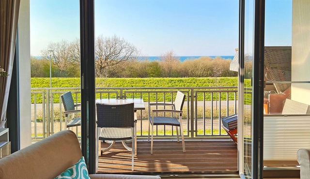 Apartment 'Villa Deichgraf 07 Ostseeblick' with Sea View, Balcony and Wi-Fi