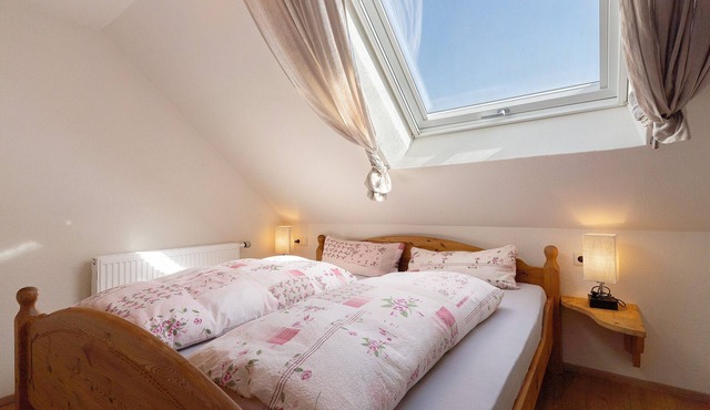 Apartment 'Ferienwohnung 2' with Mountain View, Shared Terrace and Wi-Fi